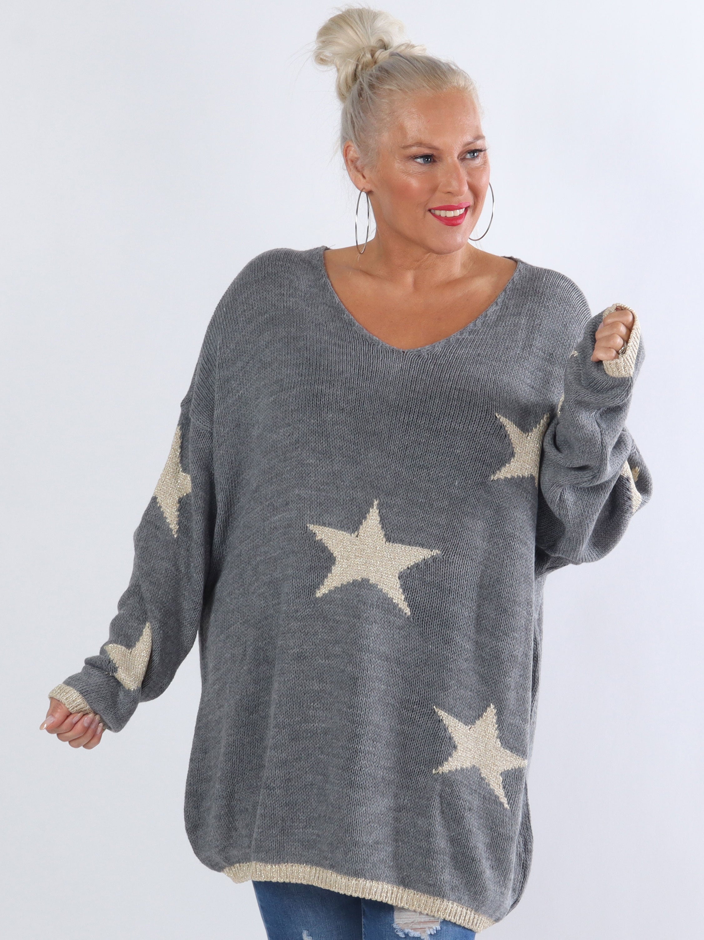 Dina - Plus size strik med fine guldstjerner